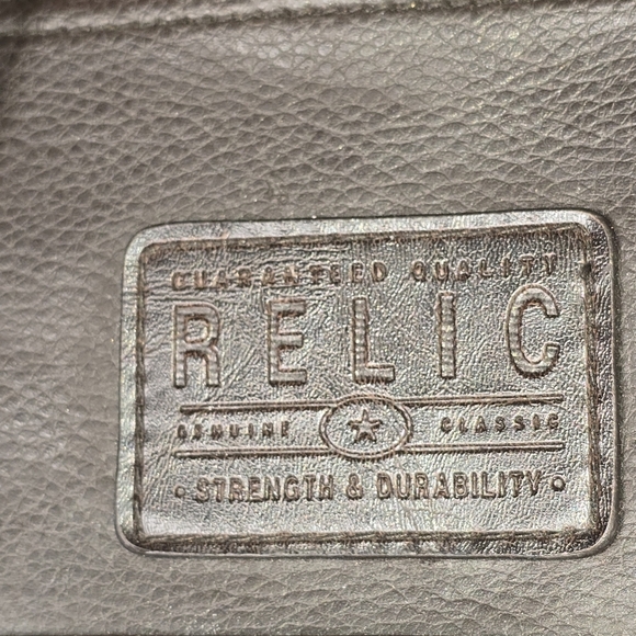 Relic Brown Backpack Bag Smooth Leather Everyday Style Great Condition - Picture 6 of 6